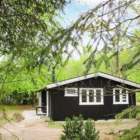 6 Person Holiday In Str By